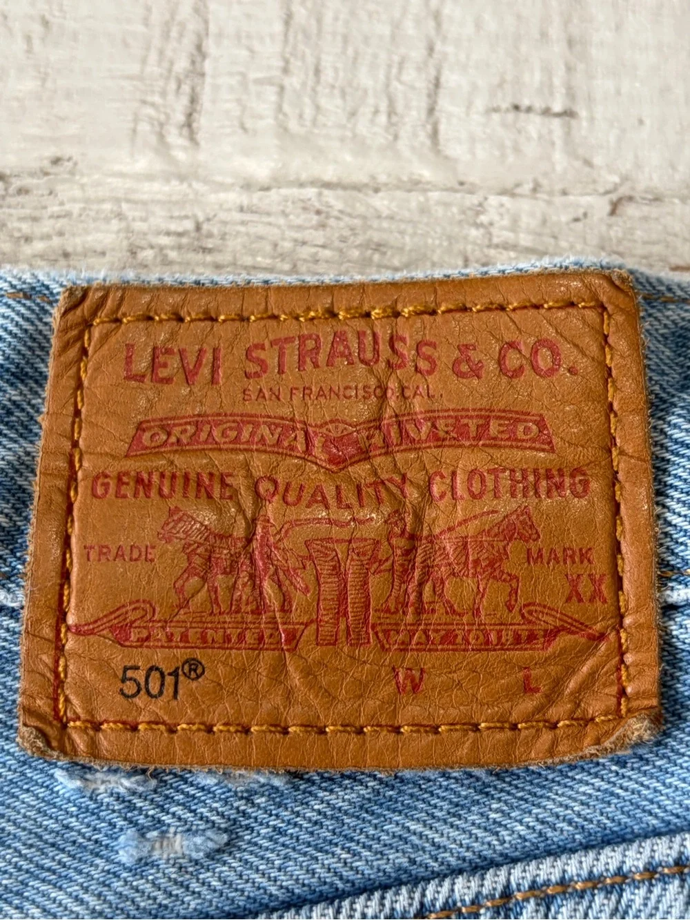 Levi’s 501 Premium Denim Jean Shorts size 31 Cut Off‎ Dottie Blues Distressed